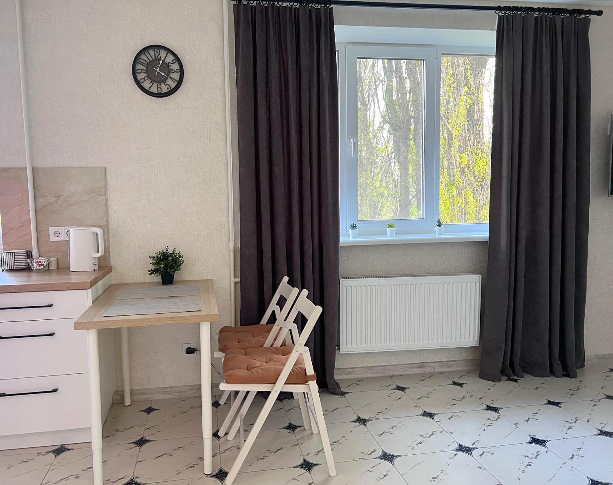 White Deluxe Apartment